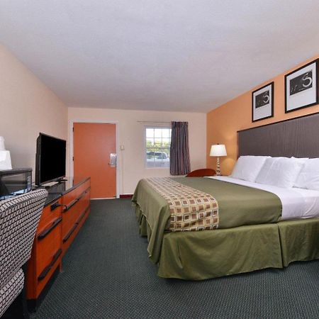 Media Inn & Suites Zewnętrze zdjęcie